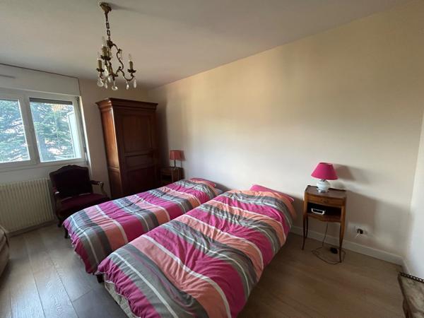 aix les bains "résidence Montcalm" appartement  4 pièces 104 m2 avec 2 garages et une cave
