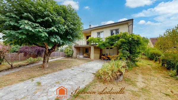 Maison de 120 m² sur 1161 m2 de terrain proche des commerces