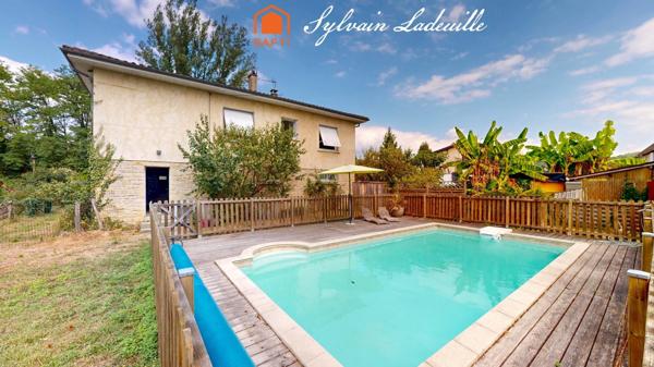 Maison de 120 m² sur 1161 m2 de terrain proche des commerces