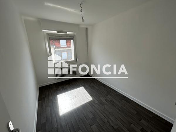 Location Appartement 4 pièces 76.8 m² - 23 RUE DE THANN Strasbourg 67100
