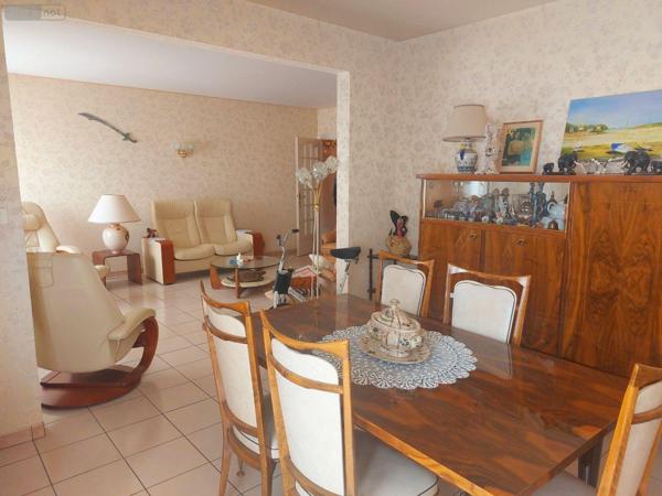 Appartement à vendre à La Rochelle en Charente-Maritime (17000), ref : 568   
Port Neuf