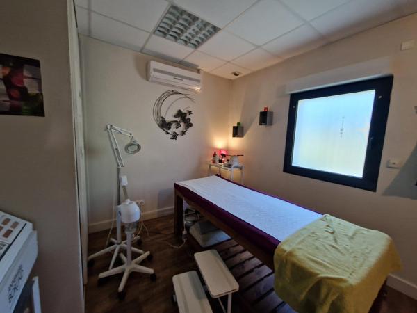 Local D’activité 500m² – Beaucouze