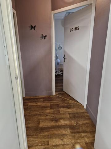 Local D’activité 500m² – Beaucouze