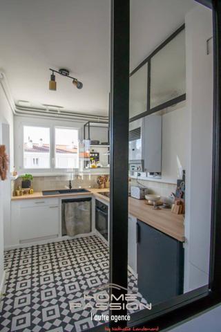 ROYAN HYPER CENTRE - APPARTEMENT T3 DE CHARME