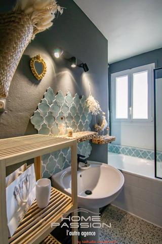 ROYAN HYPER CENTRE - APPARTEMENT T3 DE CHARME