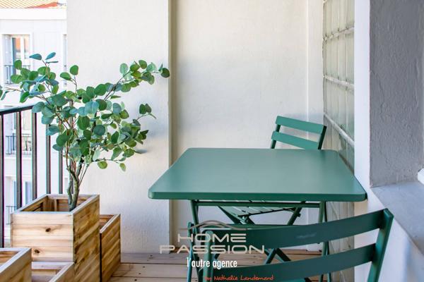 ROYAN HYPER CENTRE - APPARTEMENT T3 DE CHARME