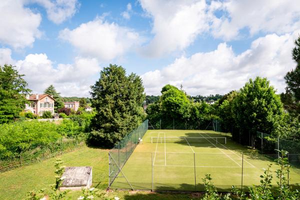 Appartement lumineux, sans vis à vis avec vue et triple balcons