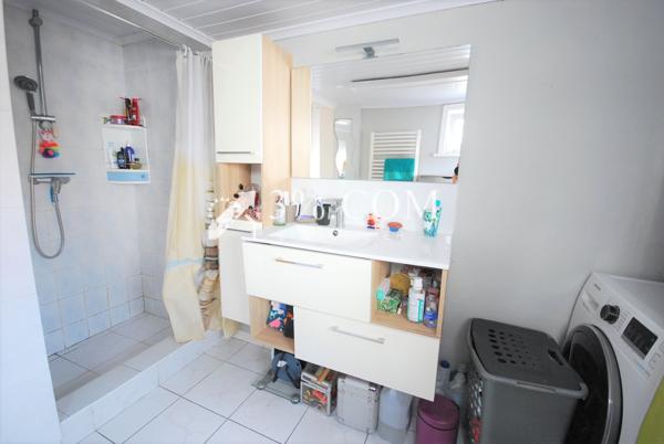 Maison
                                                                                                                                                                                                                                                                                                                        3 pièce(s)                                                                                                                                                                                                          2 chambre(s)                                                                                                                                                                                                          56  m²