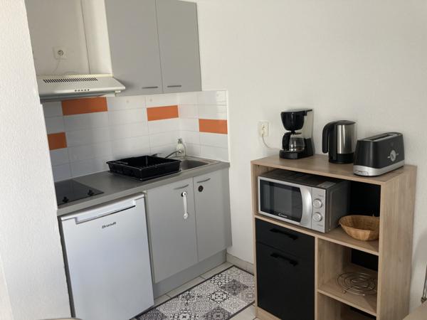 Grand duplex de 50 m² avec vue sur piscine dans résidence avec prestations multiples Le Grau-du-Roi (30240)