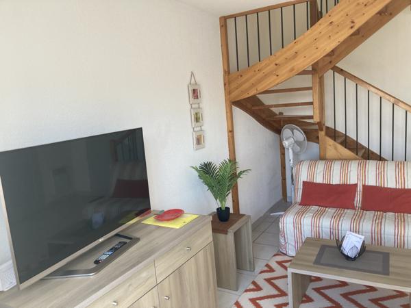 Grand duplex de 50 m² avec vue sur piscine dans résidence avec prestations multiples Le Grau-du-Roi (30240)