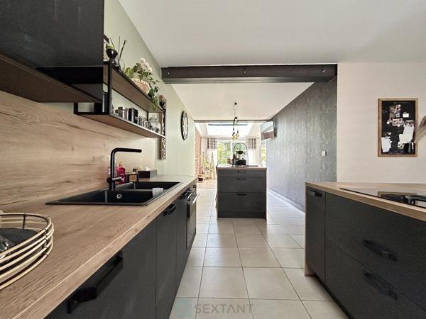 JOLIE MAISON INDIVIDUELLE AVEC GARAGE