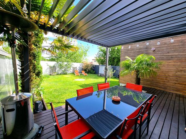 Maison contemporaine en impasse au calme