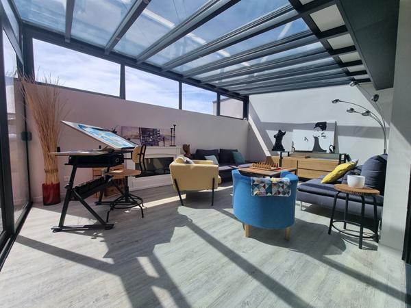 Maison contemporaine en impasse au calme