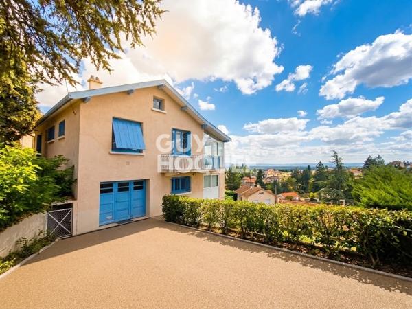 Maison avec vue sur les hauteurs de Boën-sur-Lignon