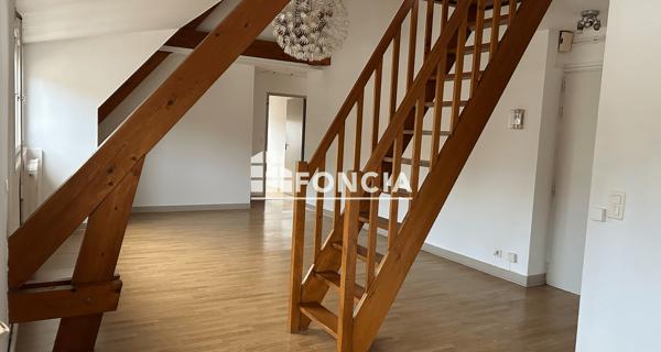 Location Appartement 4 pièces 81.4 m² - Gien 45500
