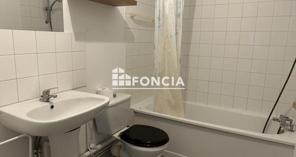 Location Appartement 4 pièces 81.4 m² - Gien 45500