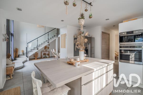 Maison à vendre 5 pièces 132,49 m² La Buisse