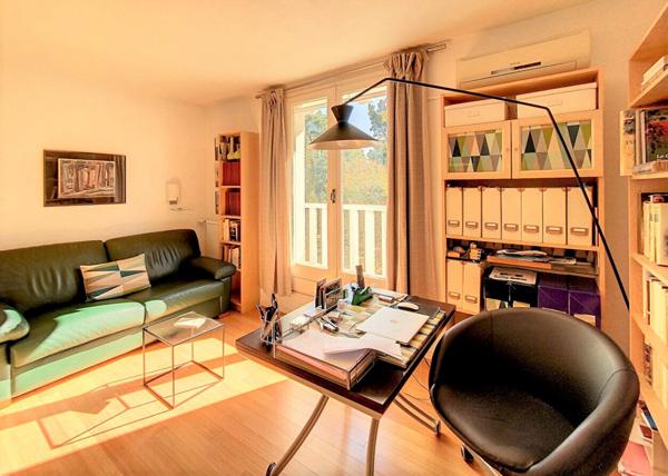 Belle maison d'architecte dans un beau parc boisé Montauban Le Fau