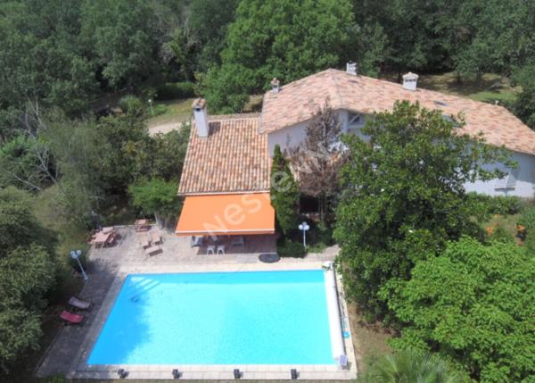 Belle maison d'architecte dans un beau parc boisé Montauban Le Fau
