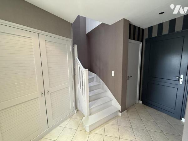 MAISON FAMILIALE 4 CHAMBRES BUREAU JARDIN GARAGE SAINT SERVAN 35400