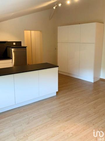 Location murs commerciaux  122 m² Vernon