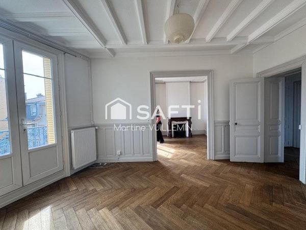 EMPLACEMENT - SECTEUR RESIDENTIEL - EXCELLENT ETAT - VUE