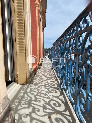 EMPLACEMENT - SECTEUR RESIDENTIEL - EXCELLENT ETAT - VUE