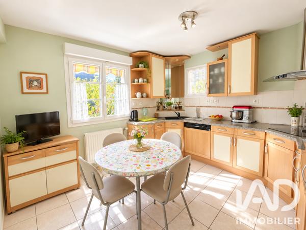 Maison (prestige) à vendre 8 pièces 181 m² Saint-Cyr-sur-Loire