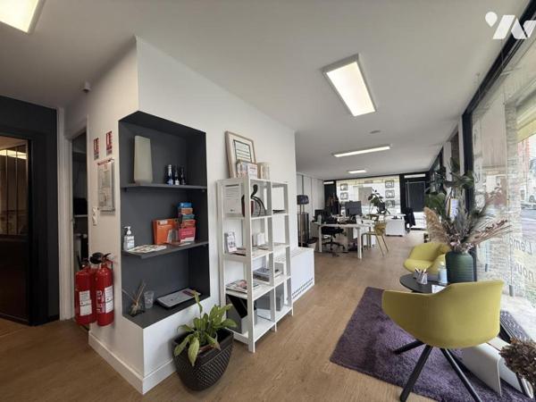 EXCLUSIVITE - REIMS-Rue Cérès- Local Commercial de 109m² loué