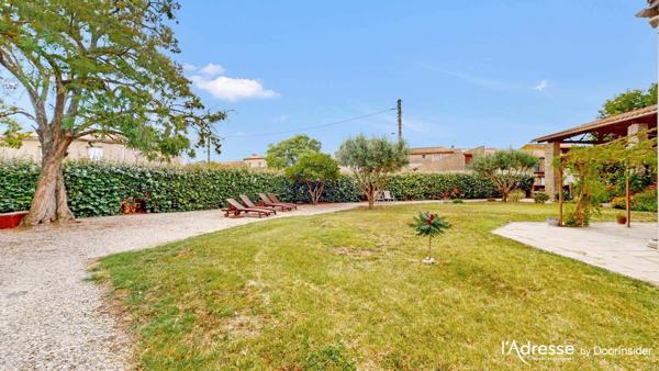 Proche Carcassonne, MINERVOIS, grande maison de charme idéal famille....