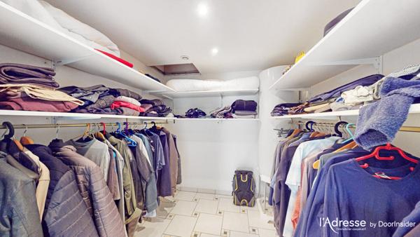 Proche Carcassonne, MINERVOIS, grande maison de charme idéal famille....