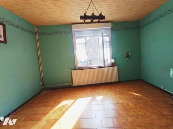 Commune de PREMONT : plain pied 2ch - jardin - garage