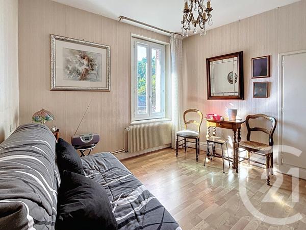 Maison à vendre  8 pièces - 125 m2 CHATEL GUYON - 63