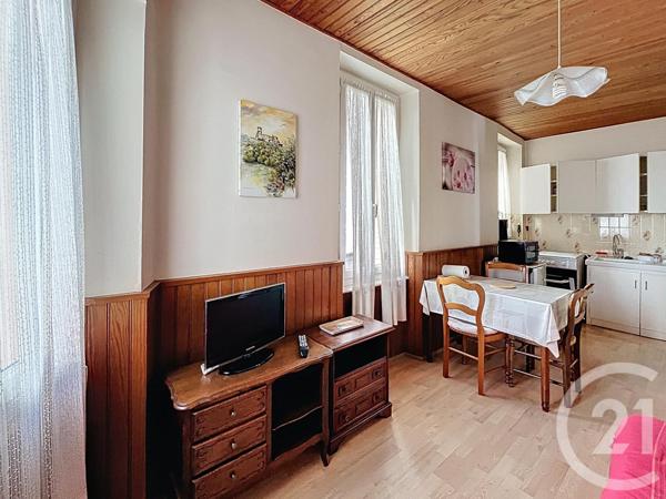 Maison à vendre  8 pièces - 125 m2 CHATEL GUYON - 63