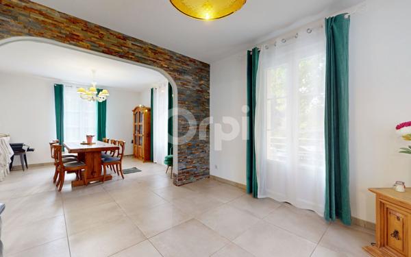 Maison à vendre    6 pièces •  Soissons