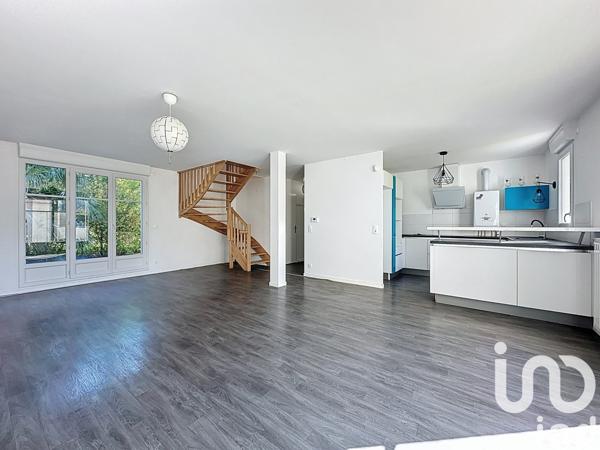 Maison à vendre 7 pièces 132 m² Saint-Pierre-du-Perray