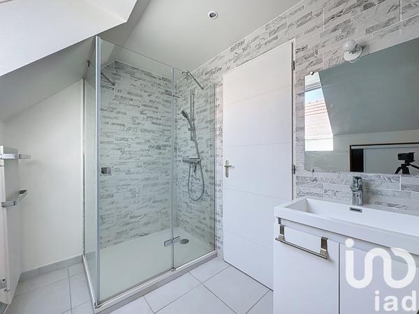 Maison à vendre 7 pièces 132 m² Saint-Pierre-du-Perray