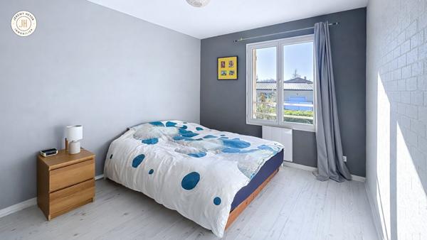 À vendre - Maison mitoyenne 1 côté, 5 pièces située à Charvieu-Chavagneux (38230)