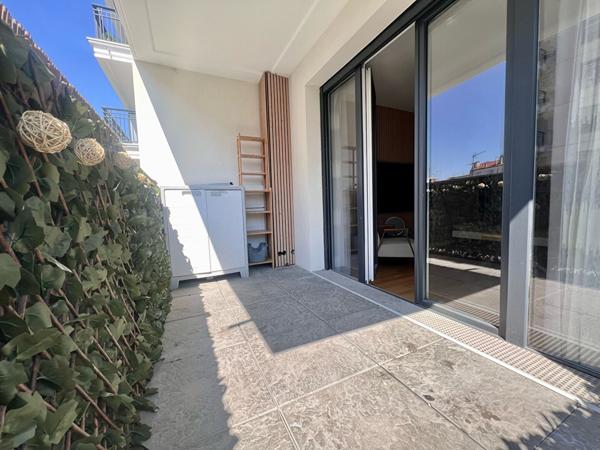 Appartement Suresnes 4 pièce(s) 75 m2