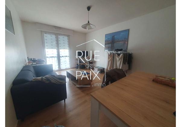 79300 BRESSUIRE Appartement dans résidence sécurisée - Centre-ville