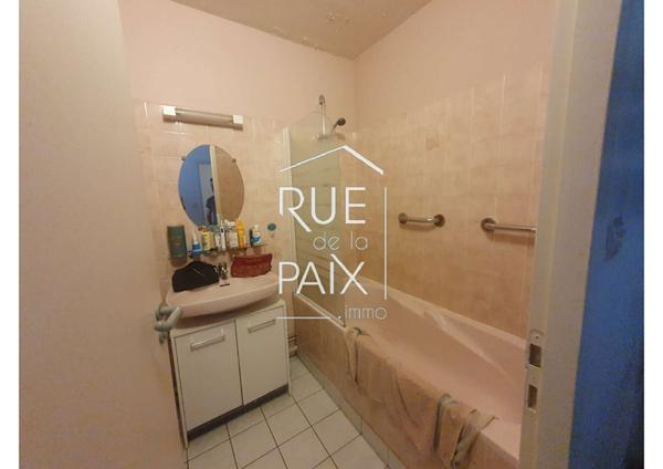 79300 BRESSUIRE Appartement dans résidence sécurisée - Centre-ville