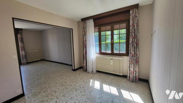 GRAND-CHARMONT, maison quatre pièces sur sous-sol sur 6a 75ca de terrain