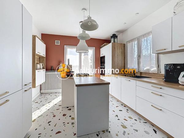 Vente Maison 5 pièces 128 m2 à Bourgoin-Jallieu