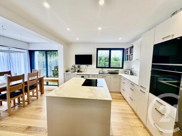 Maison à vendre  5 pièces - 147 m 2   PORNIC  - 44
