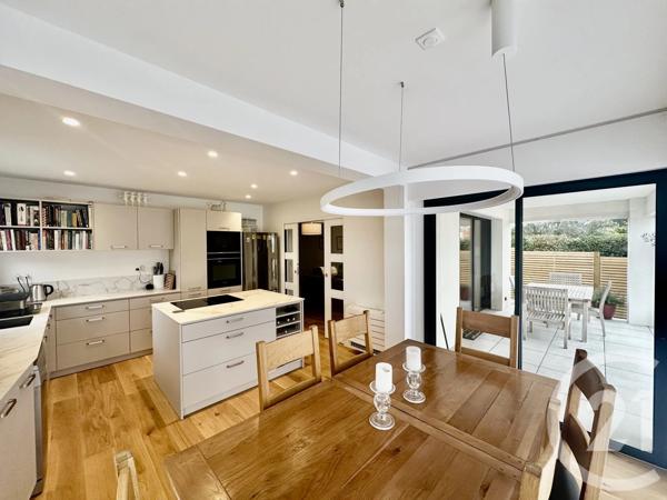 Maison à vendre  5 pièces - 147 m 2   PORNIC  - 44