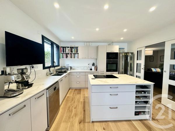 Maison à vendre  5 pièces - 147 m 2   PORNIC  - 44