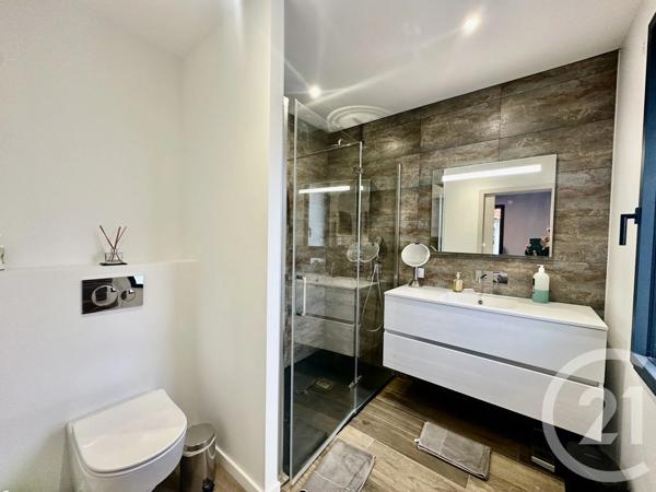 Maison à vendre  5 pièces - 147 m 2   PORNIC  - 44