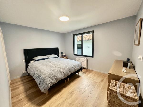 Maison à vendre  5 pièces - 147 m 2   PORNIC  - 44