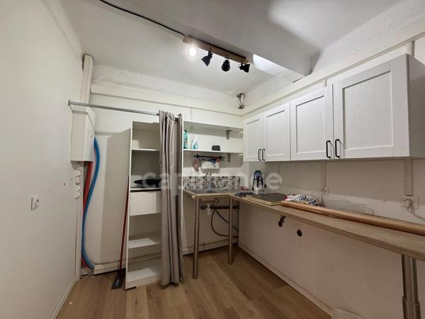 Maison à vendre 5 pièces LAURIS (84) terrasse et cave