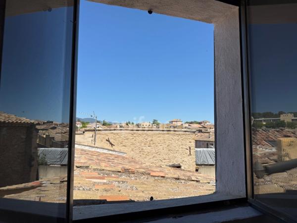 Maison à vendre 5 pièces LAURIS (84) terrasse et cave